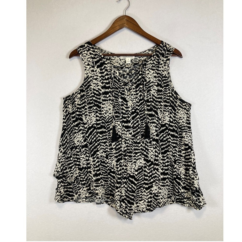 Boho John Paul Richard Women S Black White Ikat Lace Up Tassel Tiered Tank Top